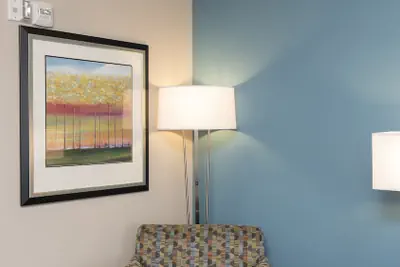 Photo 5 - Holiday Inn Indianapolis Airport by IHG