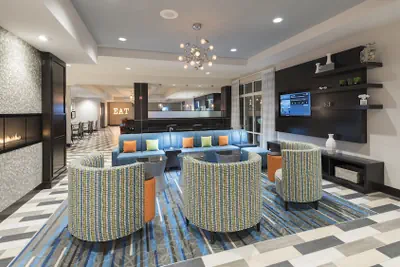 Photo 3 - Holiday Inn Indianapolis Airport by IHG