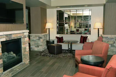 Photo 3 - Hampton Inn Springfield-Southeast