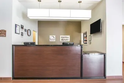 Photo 4 - MainStay Suites Meridian - Bonita Lakes