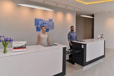 Photo 5 - Holiday Inn Express & Suites San Diego - Mission Valley by IHG