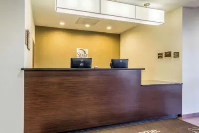 Photo 4 - Sleep Inn & Suites Jourdanton - Pleasanton