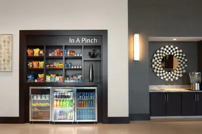 Photo 4 - TownePlace Suites Boston Logan Airport/Chelsea