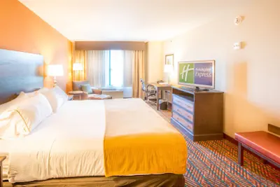 Photo 3 - Holiday Inn Express Wichita South by IHG