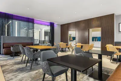 Photo 5 - Residence Inn New York The Bronx At Metro Center Atrium