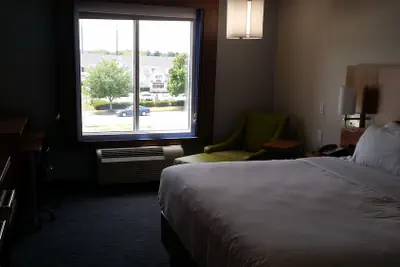 Photo 3 - Holiday Inn Express & Suites Lexington Midtown - I-75 by IHG