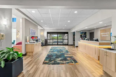 Photo 5 - Hampton Inn & Suites Pauls Valley