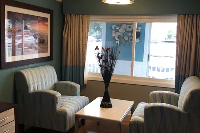 Photo 5 - SeaCoast Inn