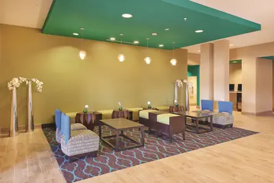 Photo 4 - La Quinta Inn & Suites by Wyndham Carlsbad