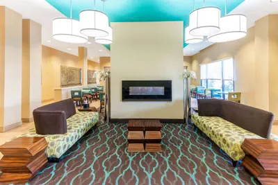 Photo 5 - La Quinta Inn & Suites by Wyndham Carlsbad