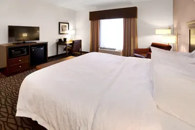 Photo 5 - Hampton Inn Butler