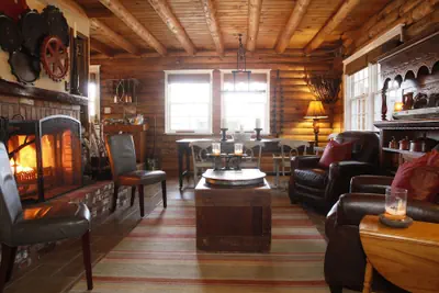 Photo 4 - J Patrick Inn