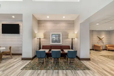 Photo 3 - Hampton Inn & Suites Dallas/Plano-East