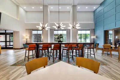 Photo 4 - Hampton Inn & Suites Dallas/Plano-East