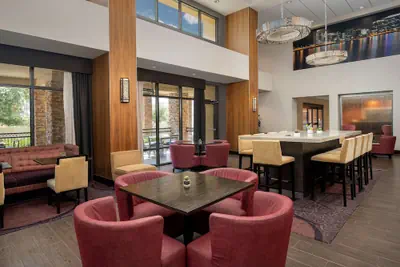 Photo 3 - Hampton Inn & Suites Phoenix Tempe