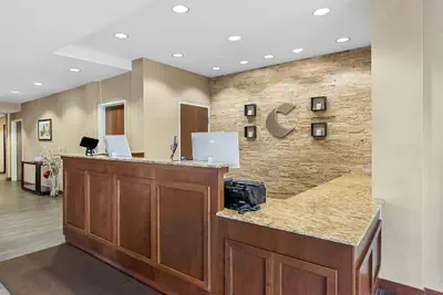 Photo 4 - Comfort Inn & Suites West - Medical Center