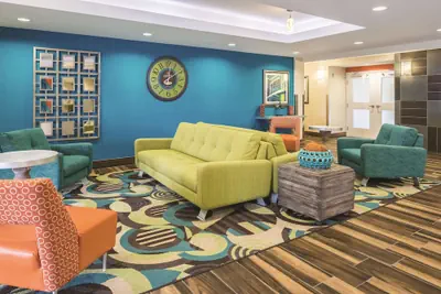 Photo 2 - La Quinta Inn & Suites by Wyndham Grand Forks