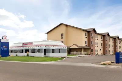 Photo 2 - Baymont by Wyndham Glendive