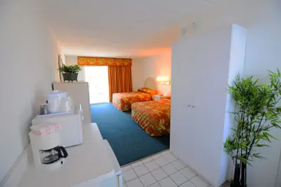 Photo 4 - Riviera Resorts & Suites