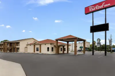 Photo 2 - Red Roof Inn Houston – Spring North