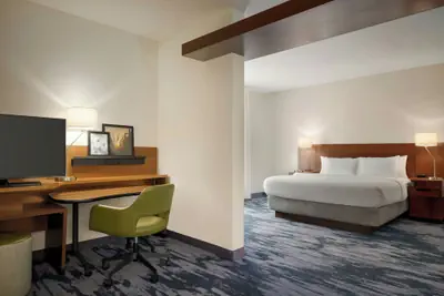 Photo 5 - Fairfield Inn & Suites Bristol