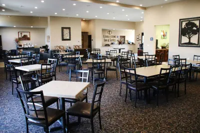 Photo 3 - Cobblestone Inn & Suites - Fort Madison