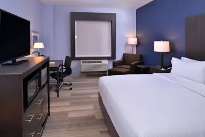 Photo 5 - Holiday Inn Express & Suites Loma Linda- San Bernardino S by IHG