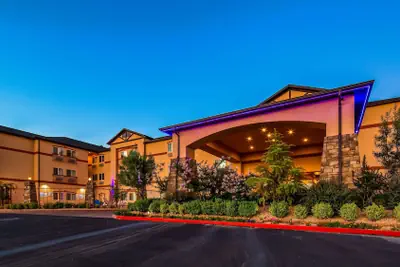 Photo 2 - Best Western Plus Zion West Hotel