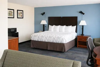 Photo 2 - Americas Best Value Inn & Suites Phenix City