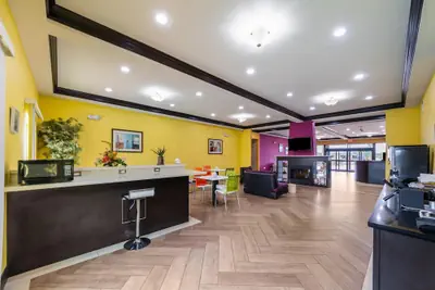 Photo 3 - Residency Suites - Cotulla