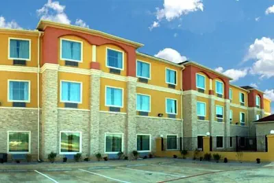 Photo 2 - Residency Suites - Cotulla