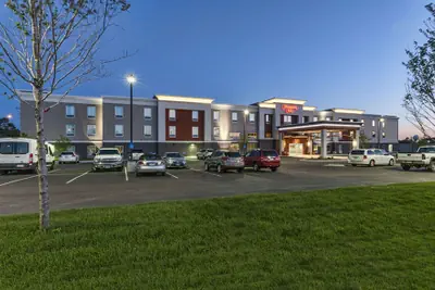 Photo 2 - Hampton Inn Hibbing