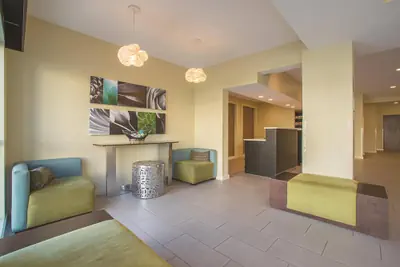 Photo 5 - La Quinta Inn & Suites by Wyndham Collinsville - St. Louis