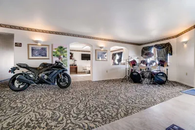 Photo 5 - Americas Best Value Inn Green River