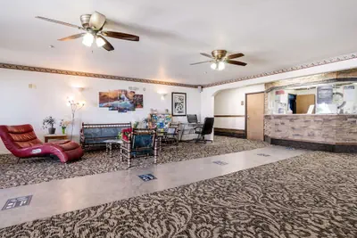 Photo 3 - Americas Best Value Inn Green River