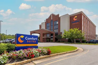 Photo 2 - Comfort Suites Fredericksburg South