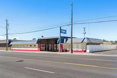 Photo 2 - Rodeway Inn Hermiston - Umatilla