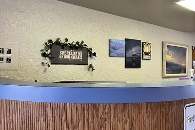 Photo 4 - The Shoreline Inn