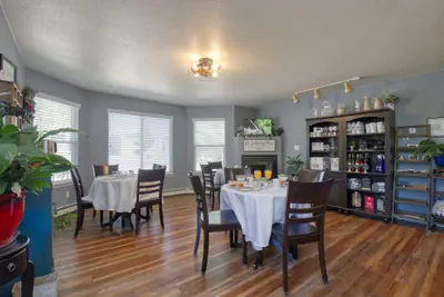 Photo 4 - Castle Creek B&B