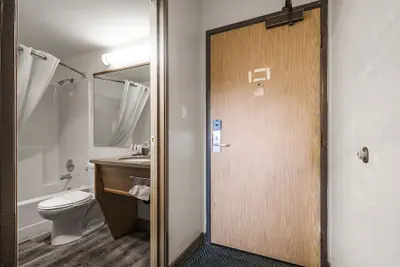 Photo 4 - Aladdin Inn