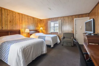 Photo 5 - Knob Hill Motor Lodge – Hillsville