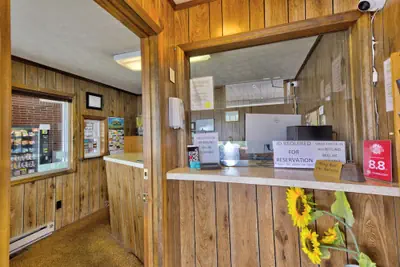 Photo 2 - Knob Hill Motor Lodge – Hillsville