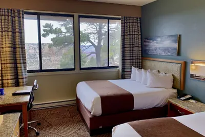 Photo 4 - Thunderbird Lodge - Inside the Park