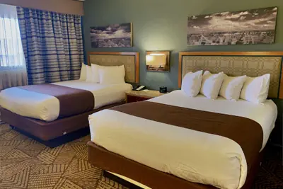 Photo 3 - Thunderbird Lodge - Inside the Park