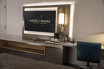 Photo 5 - Angel Of The Winds Casino Resort