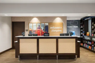 Photo 4 - Hampton Inn & Suites Deland