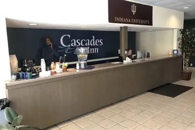 Photo 4 - Cascades Inn