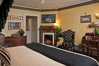 Photo 5 - Abbington Green Bed & Breakfast Inn
