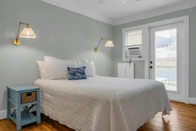 Photo 5 - Carolina Beach Inn