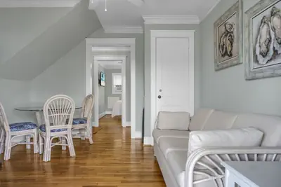 Photo 4 - Carolina Beach Inn